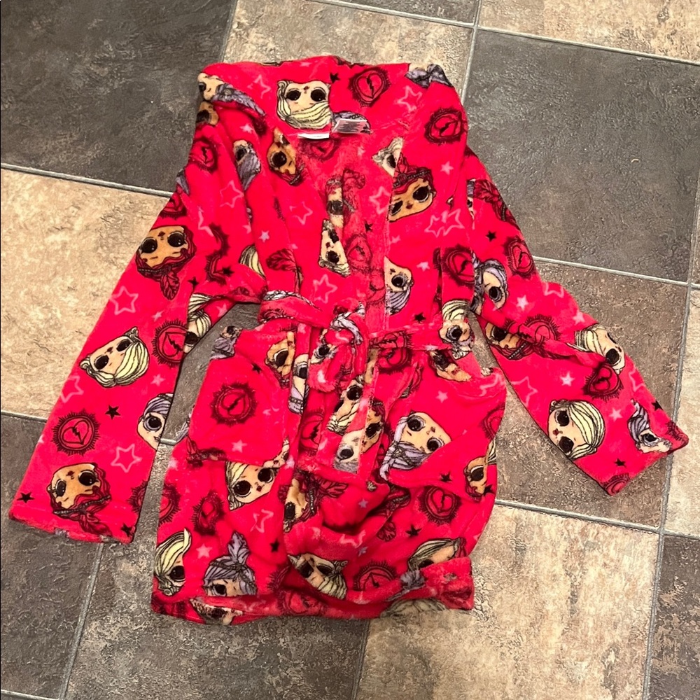 Girl’s L.O.L. Surprise Bath Robe size 7/8